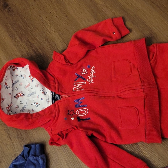 Track suit bundle sweat suit Tommy Hilfiger 18mo - Picture 4 of 5
